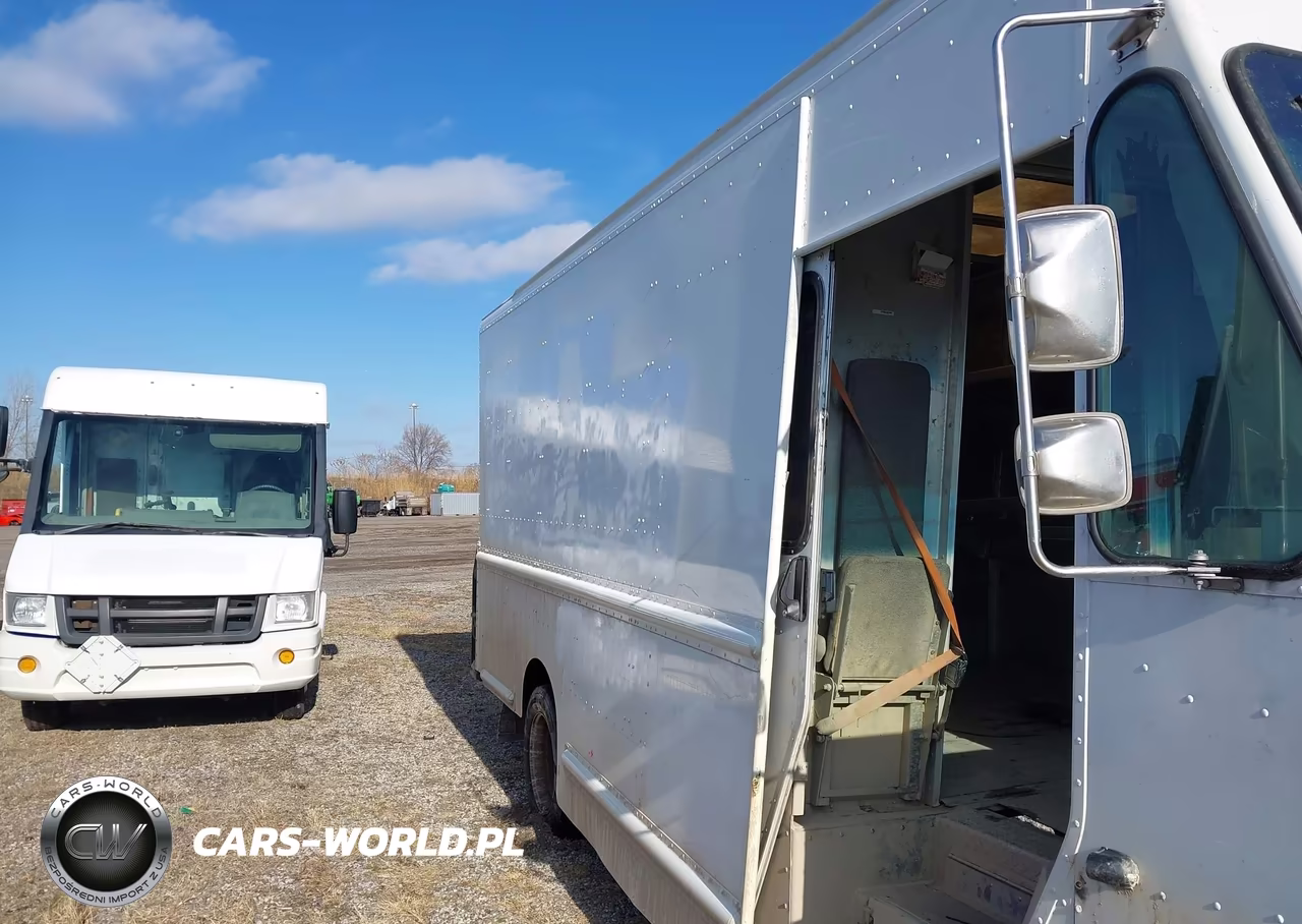 2019 Ford F-59 Commercial Stripped VIN:1F64F5KY5K0A10271 - 12