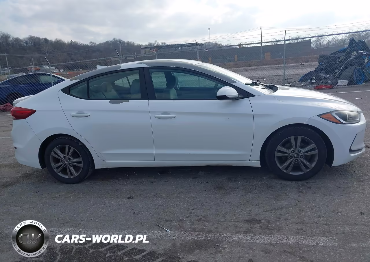 2017 Hyundai Elantra Se VIN:5NPD84LF9HH052212 - 13