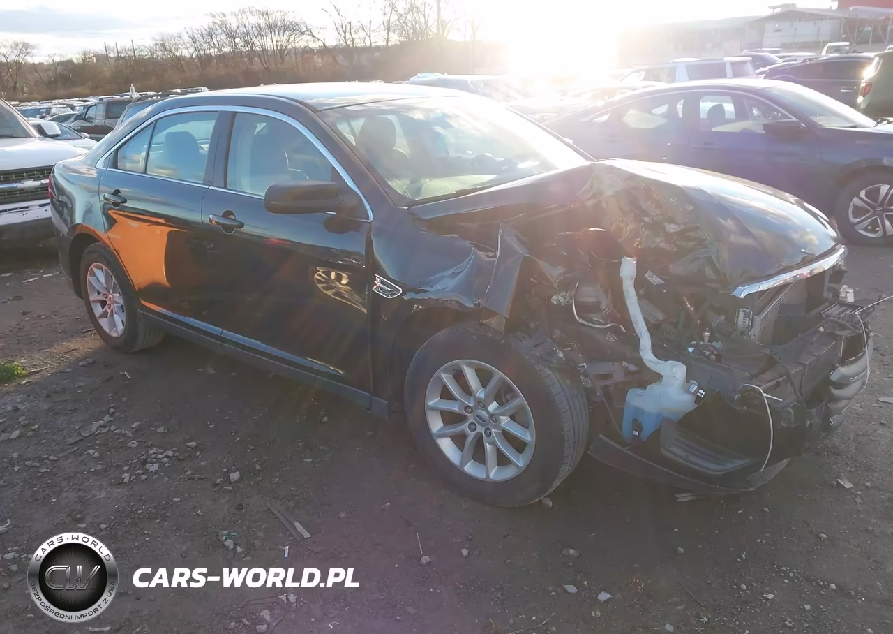 2014 Ford Taurus Se