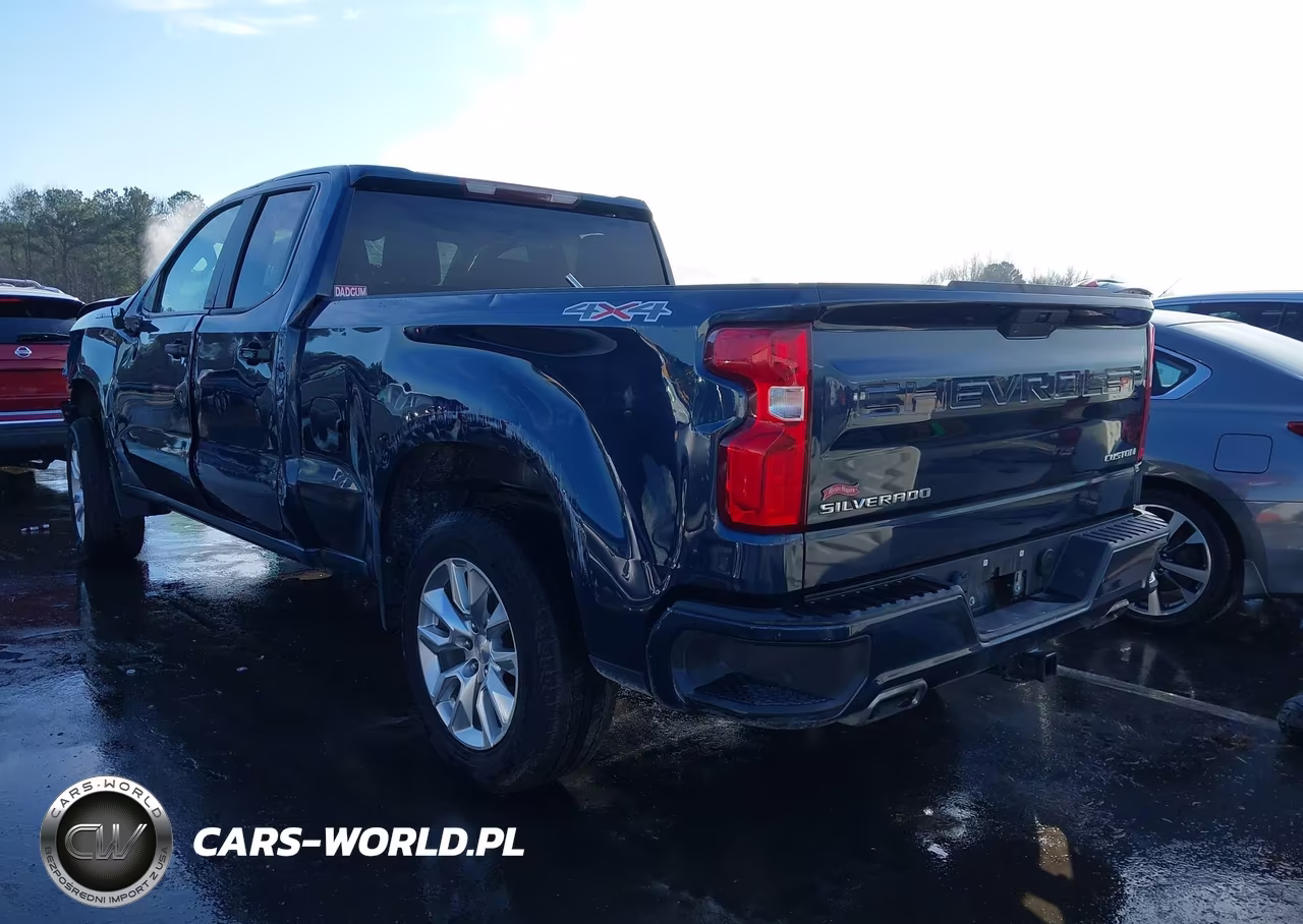 2021 Chevrolet Silverado 1500 4Wd Standard Bed Custom VIN:1GCRYBEF9MZ103802 - 3