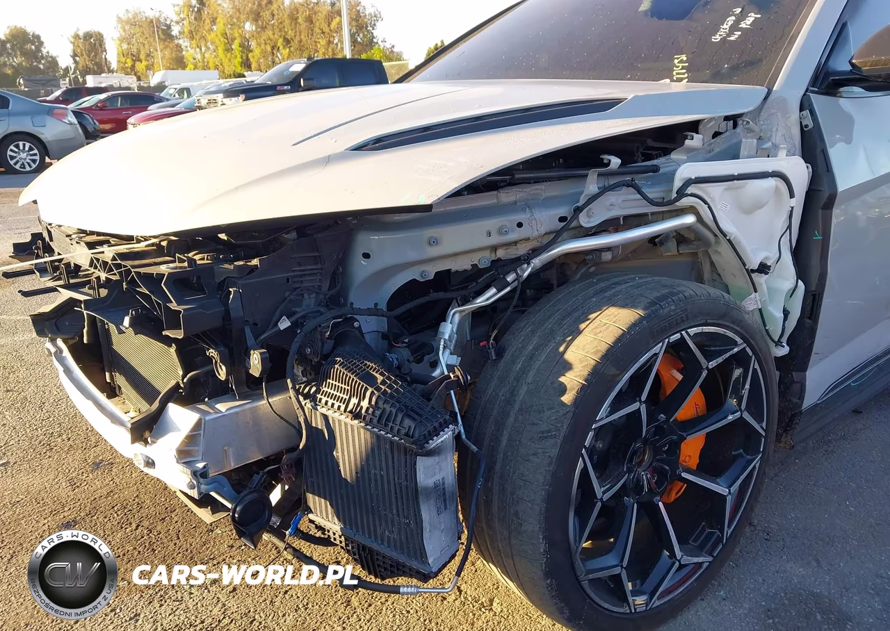 2023 Lamborghini Urus Performante VIN:ZPBUC3ZL5PLA27431 - 6