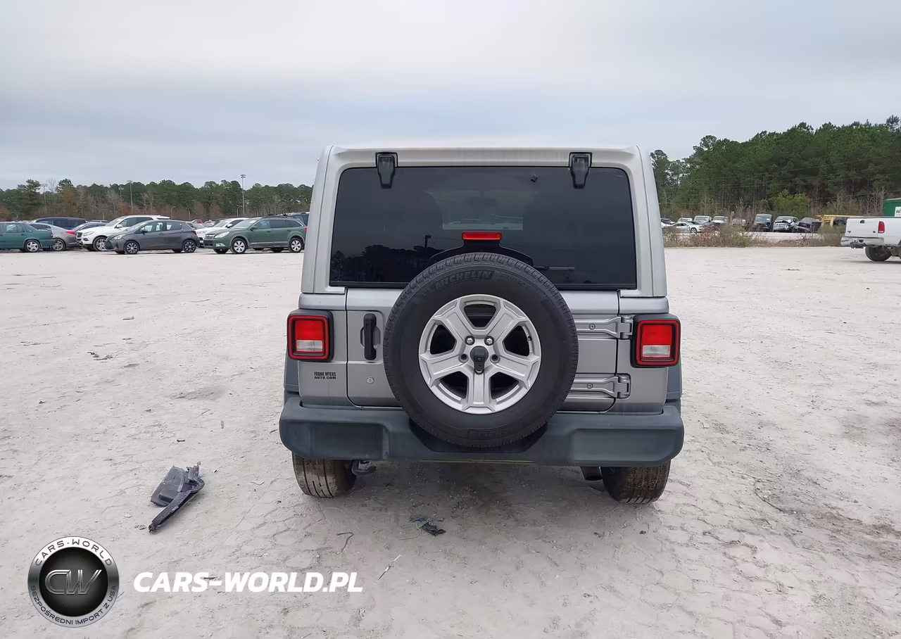 2020 Jeep Wrangler Unlimited Sport S 4X4 VIN:1C4HJXDN3LW272297 - 16