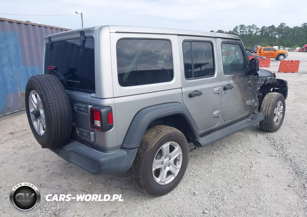 2020 Jeep Wrangler Unlimited Sport S 4X4 VIN:1C4HJXDN3LW272297 - 4