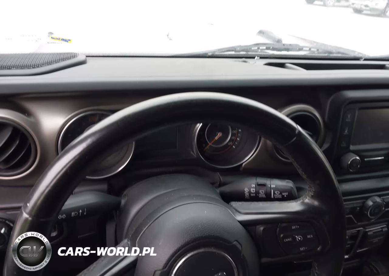 2020 Jeep Wrangler Unlimited Sport S 4X4 VIN:1C4HJXDN3LW272297 - 7