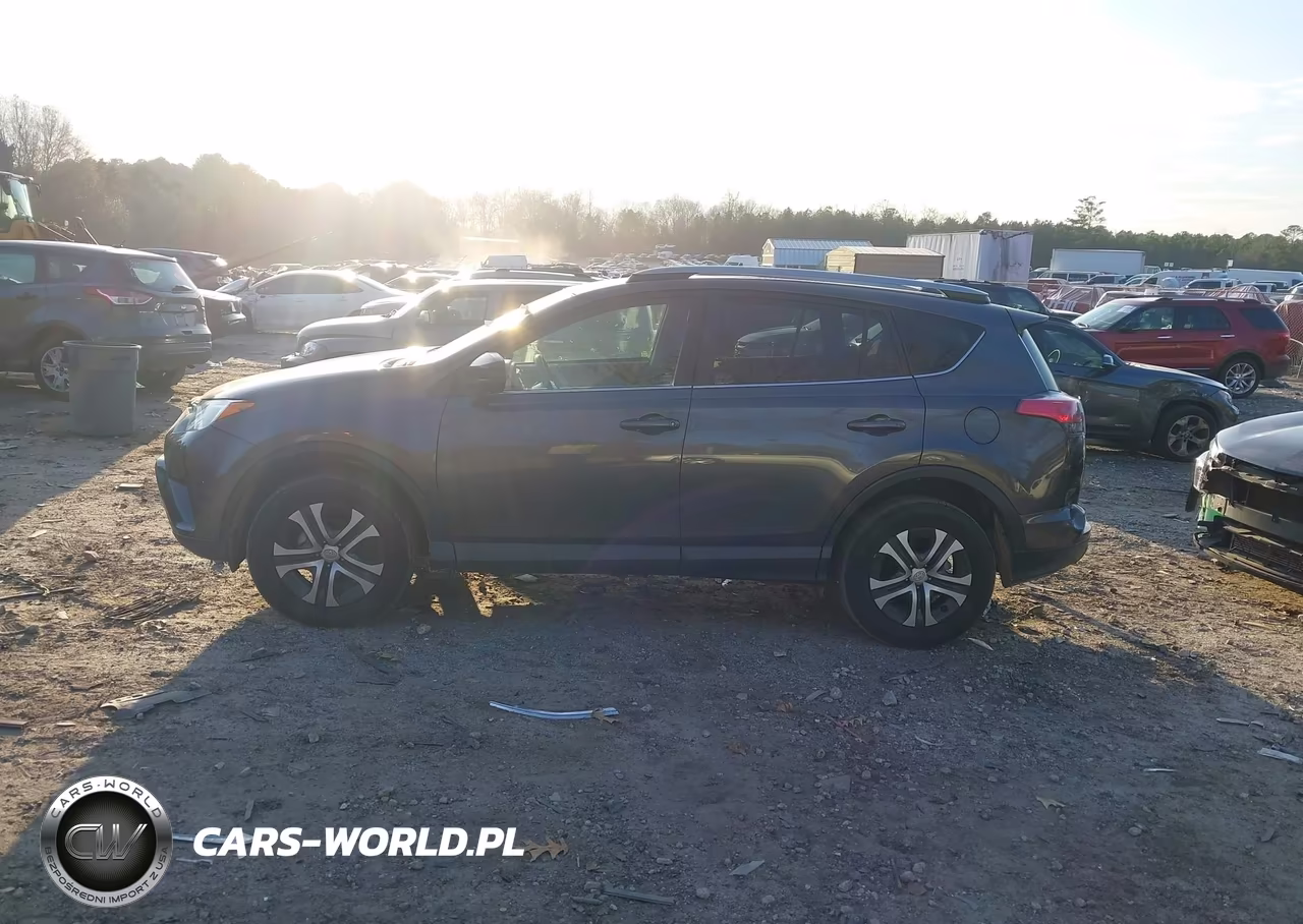 2017 Toyota Rav4 Le VIN:JTMZFREVXHJ700645 - 14