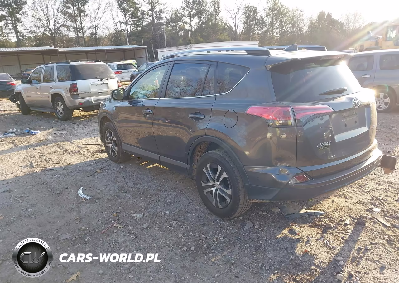 2017 Toyota Rav4 Le VIN:JTMZFREVXHJ700645 - 3