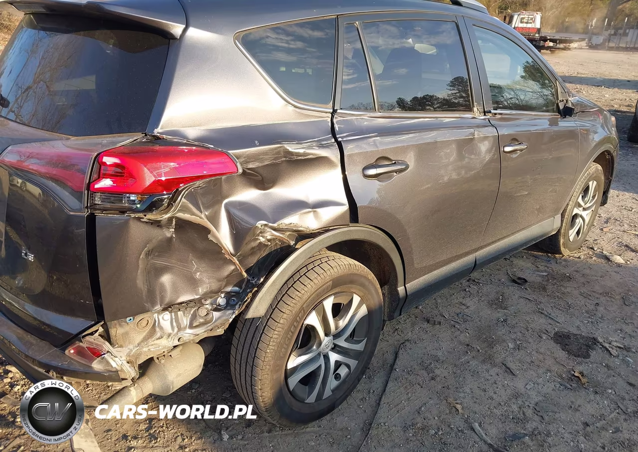 2017 Toyota Rav4 Le VIN:JTMZFREVXHJ700645 - 6