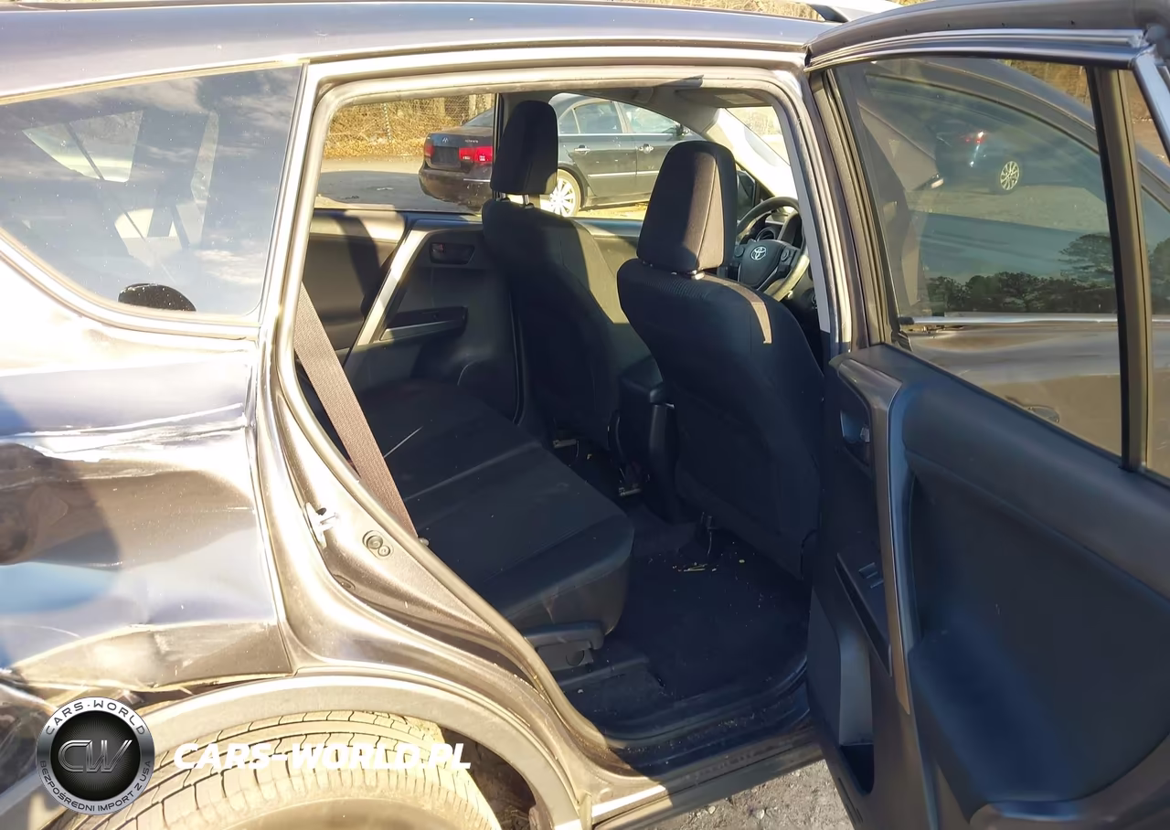 2017 Toyota Rav4 Le VIN:JTMZFREVXHJ700645 - 8