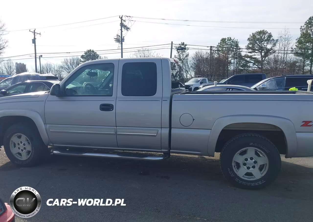 2005 Chevrolet Silverado 1500 Z71 VIN:1GCEK19B15E143592 - 14