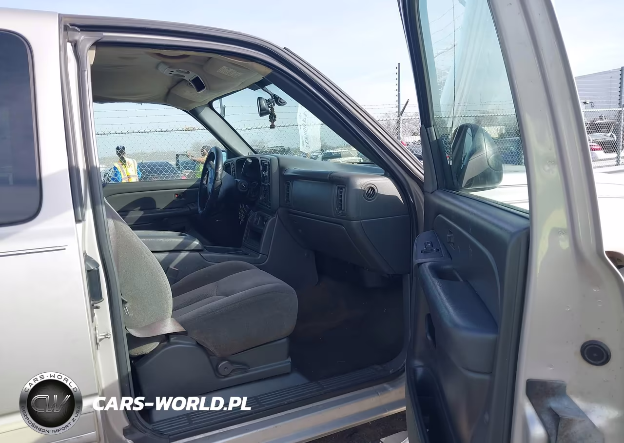 2005 Chevrolet Silverado 1500 Z71 VIN:1GCEK19B15E143592 - 5