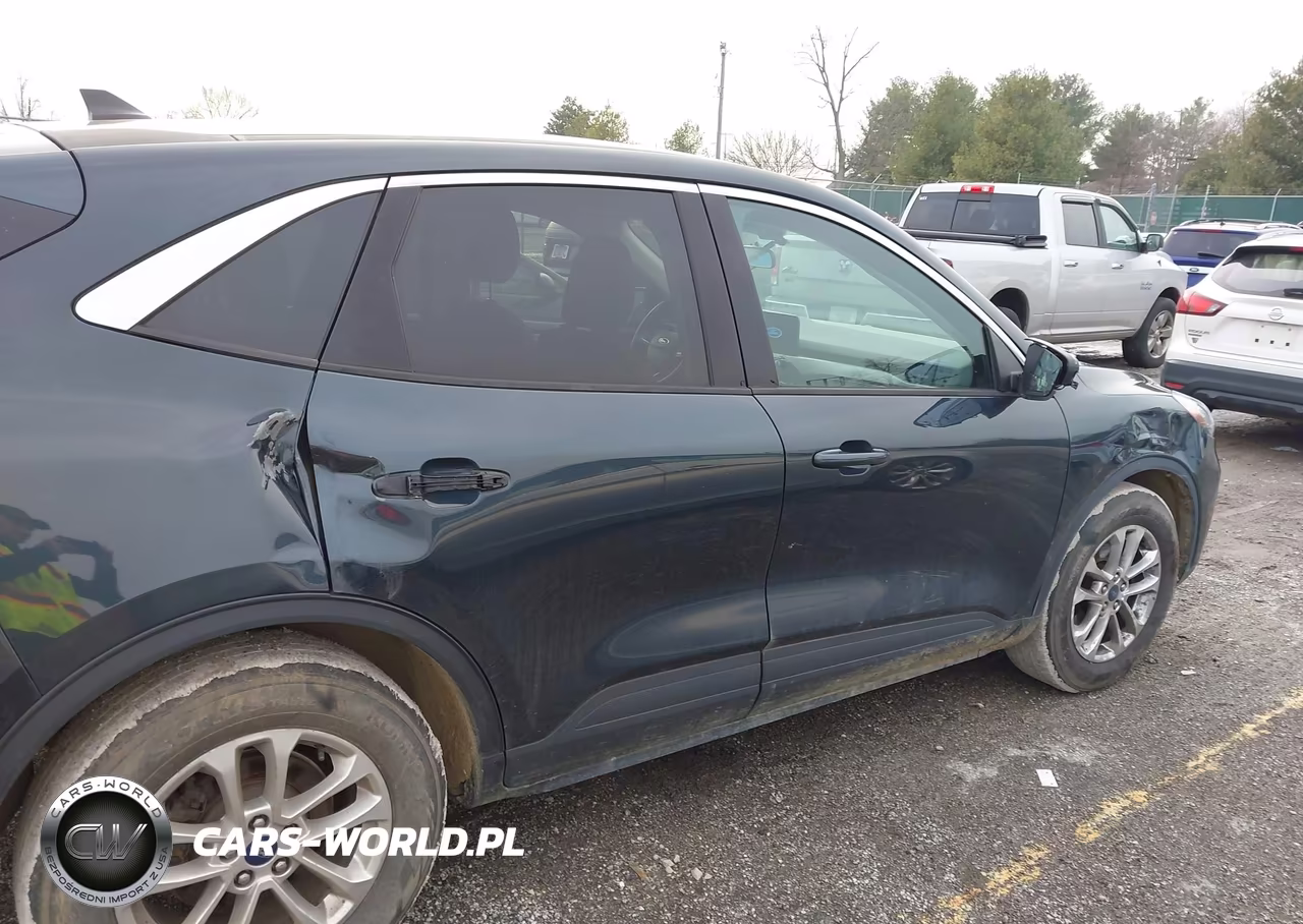2022 Ford Escape Se VIN:1FMCU0G68NUB68864 - 6