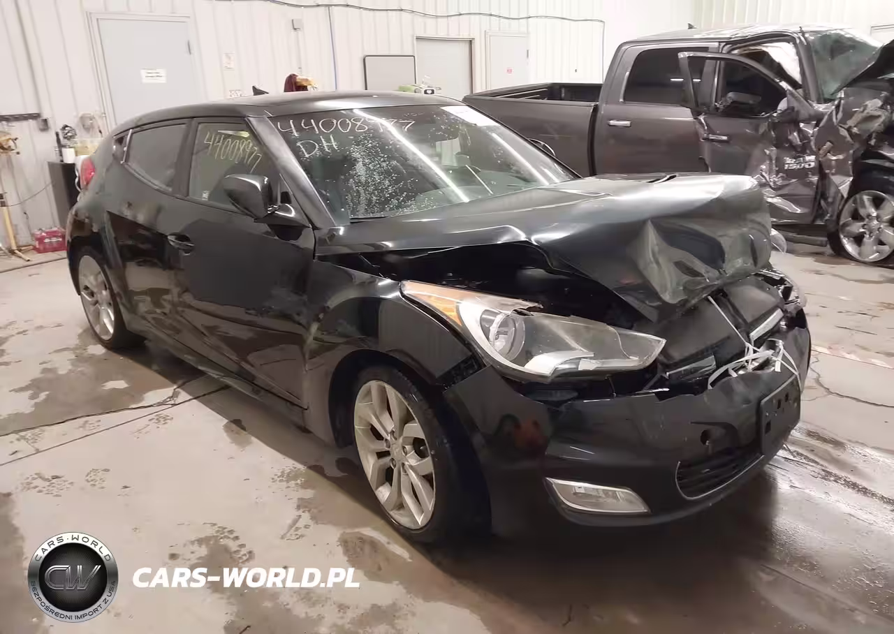 2013 Hyundai Veloster Base W-Gray