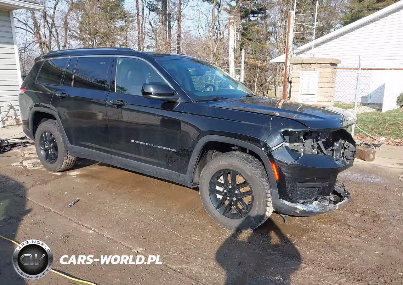 2022 Jeep Grand Cherokee L Laredo 4X4