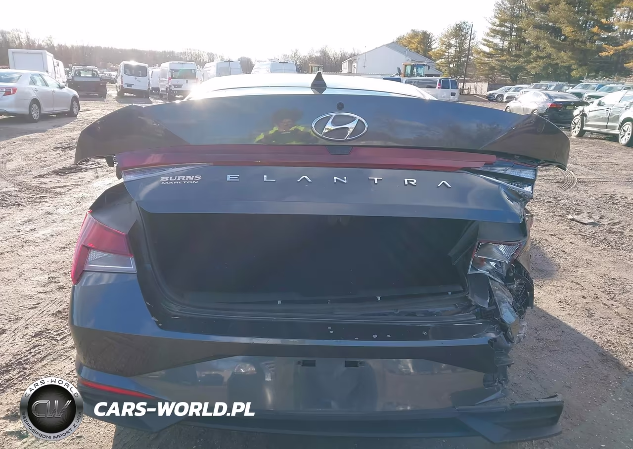 2022 Hyundai Elantra Sel VIN:5NPLM4AG8NH071493 - 16