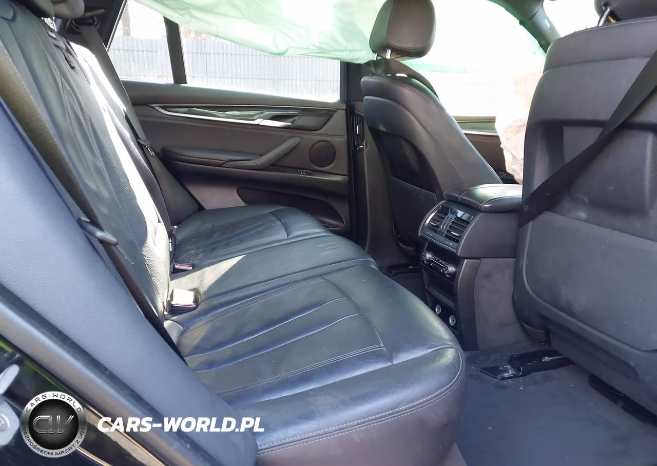 2018 BMW X5 xDrive35I VIN:5UXKR0C54J0X91199 - 8