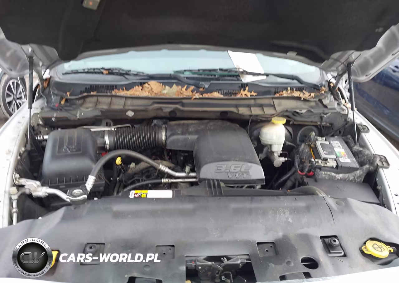 2019 Ram 2500 Laramie 4X4 6'4 Box VIN:3C6UR5FJ1KG521111 - 10