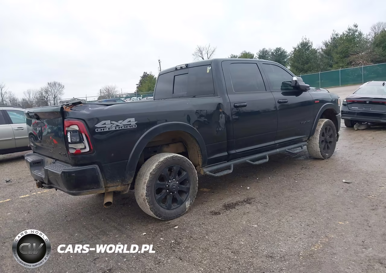 2019 Ram 2500 Laramie 4X4 6'4 Box VIN:3C6UR5FJ1KG521111 - 4