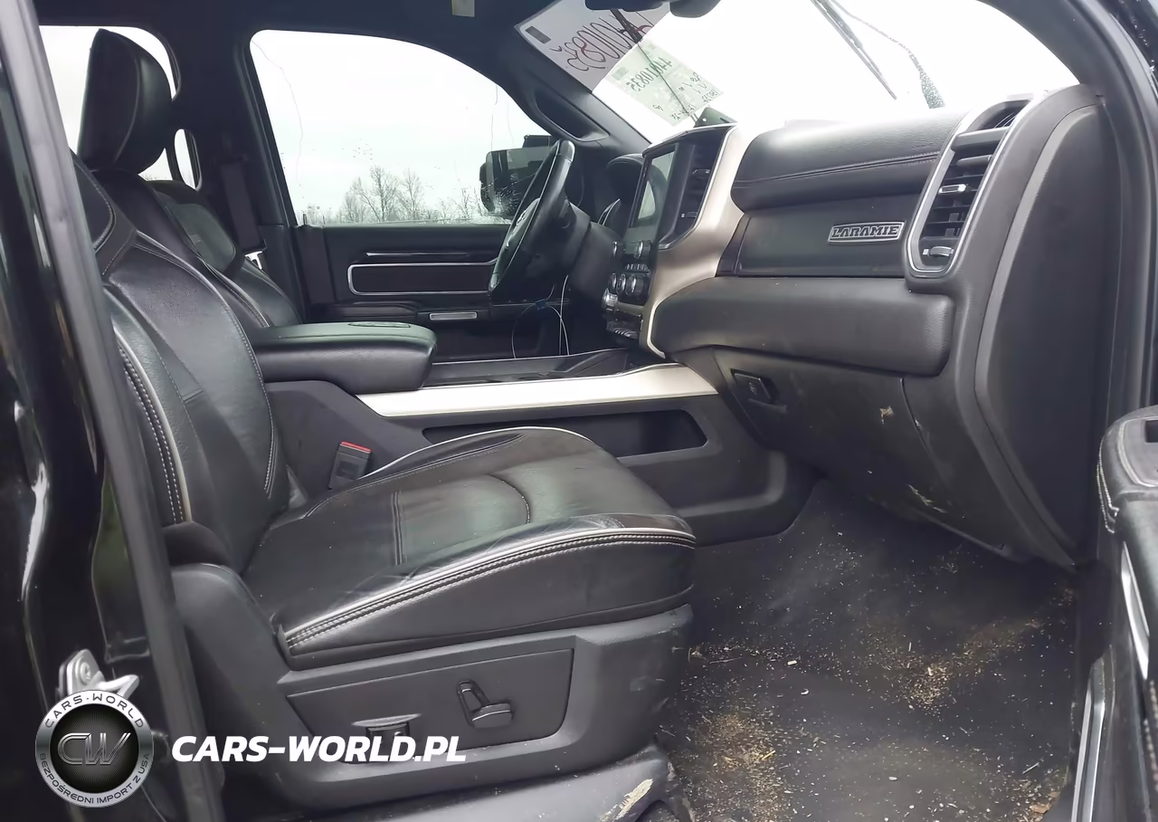 2019 Ram 2500 Laramie 4X4 6'4 Box VIN:3C6UR5FJ1KG521111 - 5