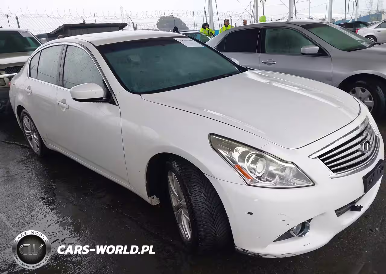 2013 Infiniti G37 Journey