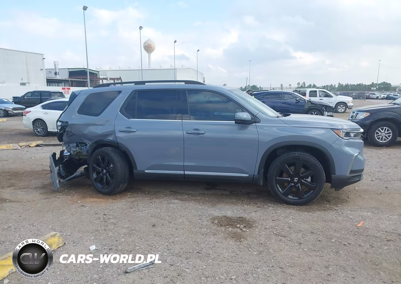 2025 Honda Pilot Touring VIN:5FNYG2H74SB038086 - 13