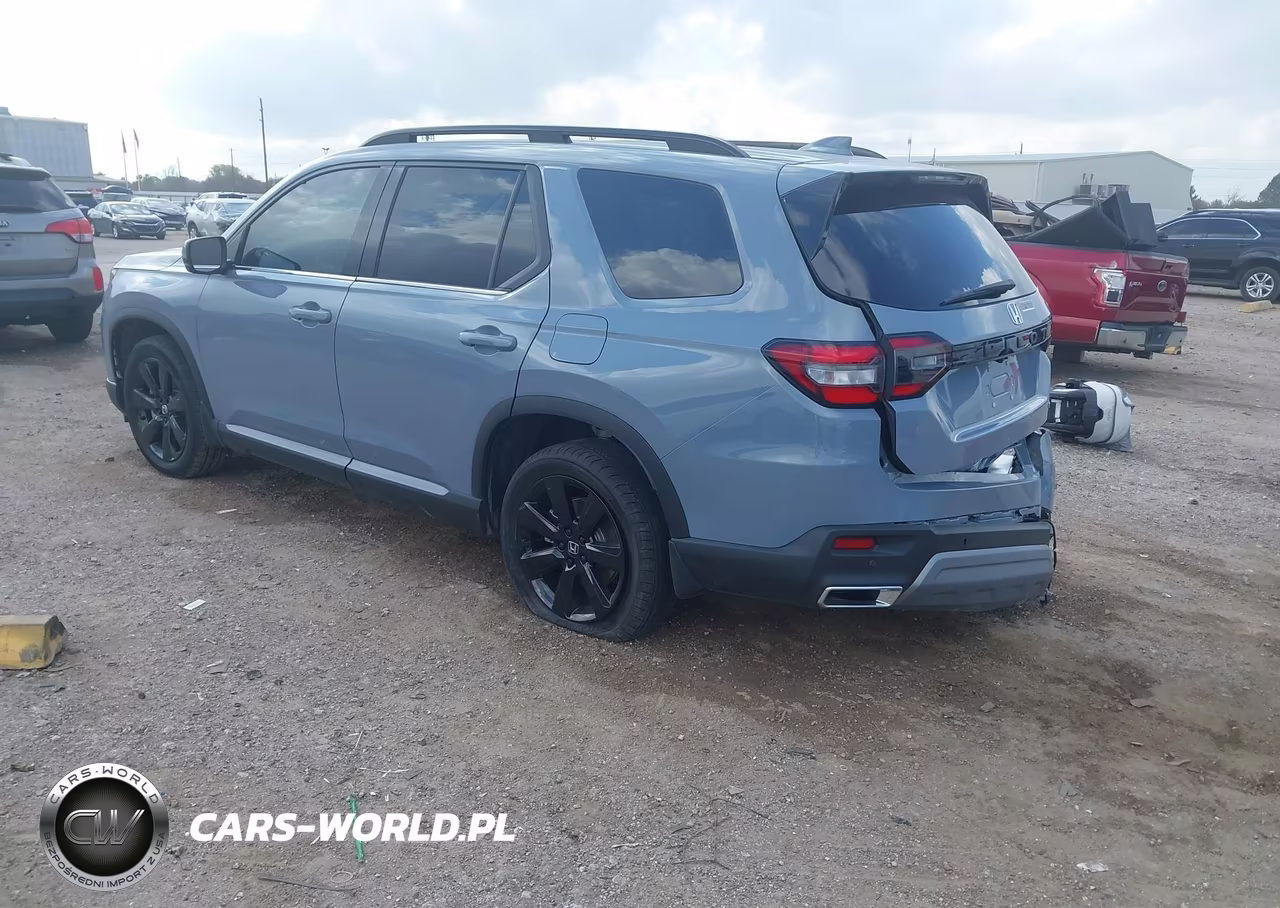 2025 Honda Pilot Touring VIN:5FNYG2H74SB038086 - 3
