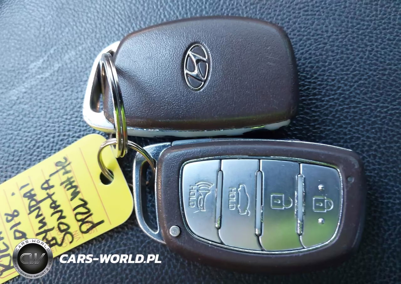 2018 Hyundai Sonata Sport+ VIN:5NPE34AF2JH722968 - 11