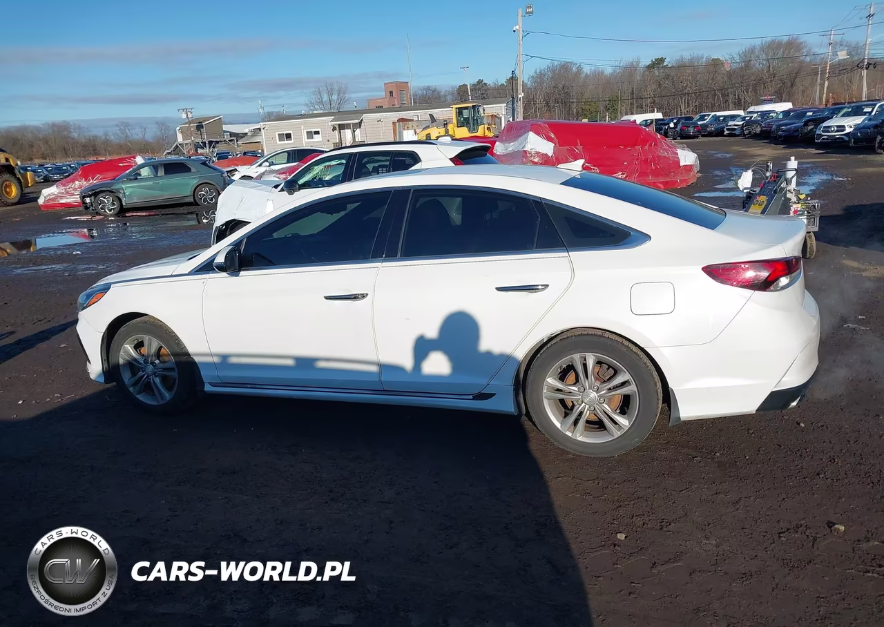 2018 Hyundai Sonata Sport+ VIN:5NPE34AF2JH722968 - 14