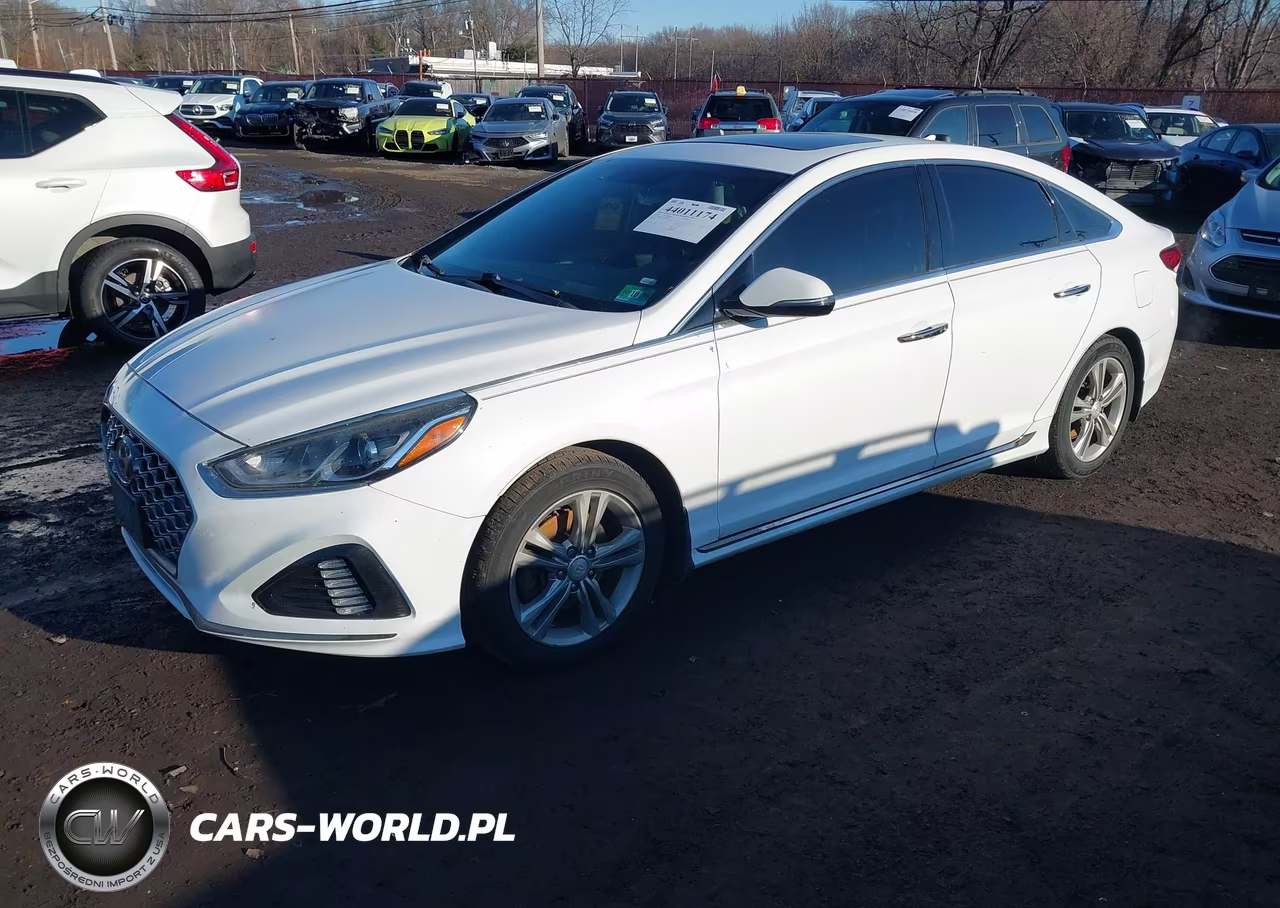 2018 Hyundai Sonata Sport+ VIN:5NPE34AF2JH722968 - 2