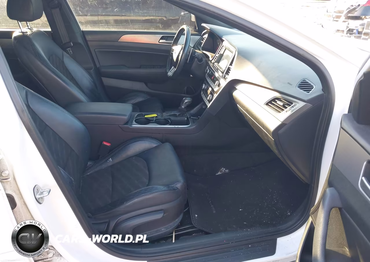2018 Hyundai Sonata Sport+ VIN:5NPE34AF2JH722968 - 5