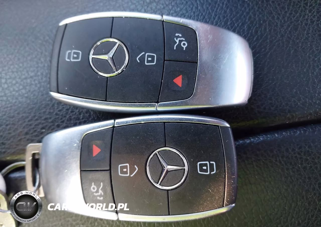 2021 Mercedes-Benz C 300 4Matic VIN:W1KWF8EB5MR644781 - 11