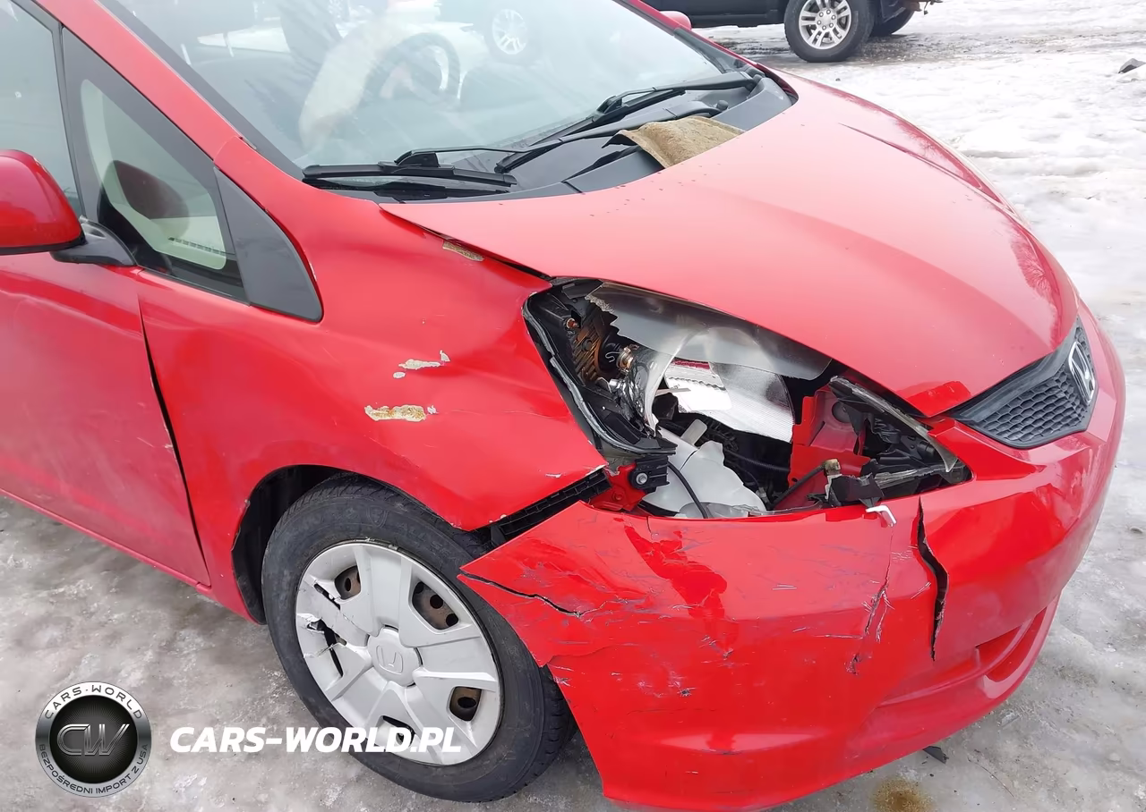 2013 Honda Fit VIN:JHMGE8H32DC001702 - 6
