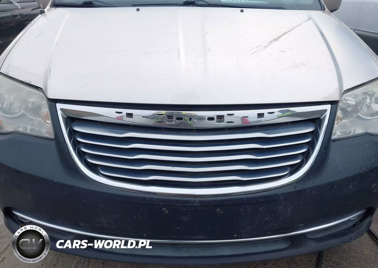2013 Chrysler Town & Country Touring VIN:2C4RC1BG2DR539424 - 6