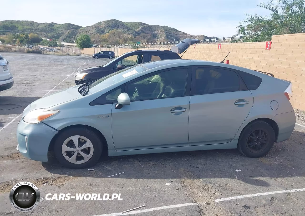2012 Toyota Prius Four VIN:JTDKN3DU0C5513300 - 14