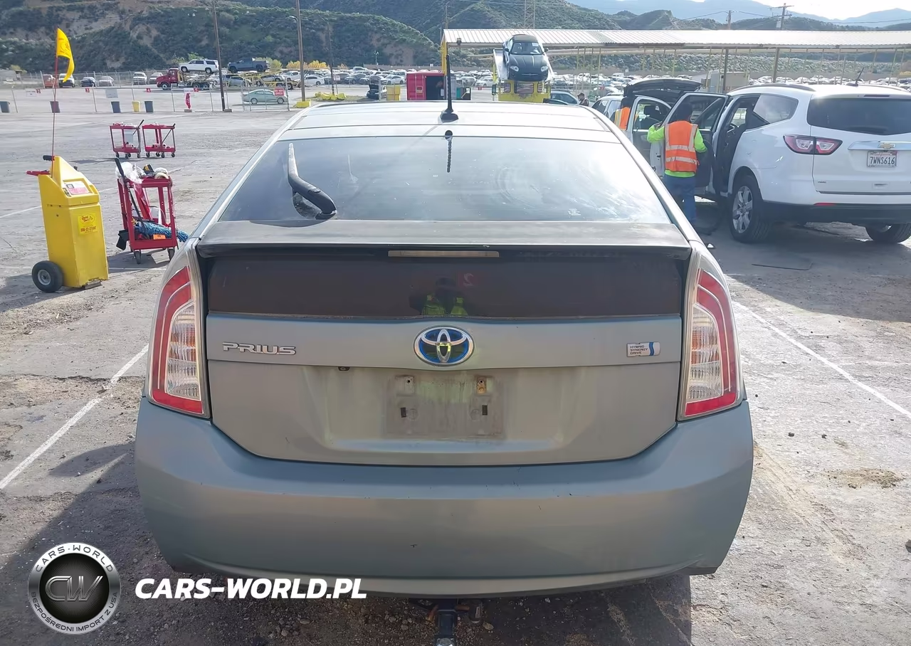 2012 Toyota Prius Four VIN:JTDKN3DU0C5513300 - 16
