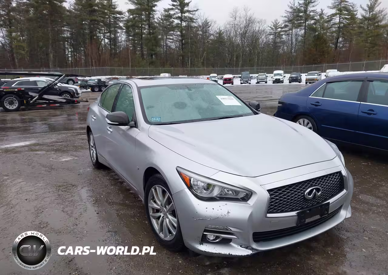 2015 Infiniti Q50