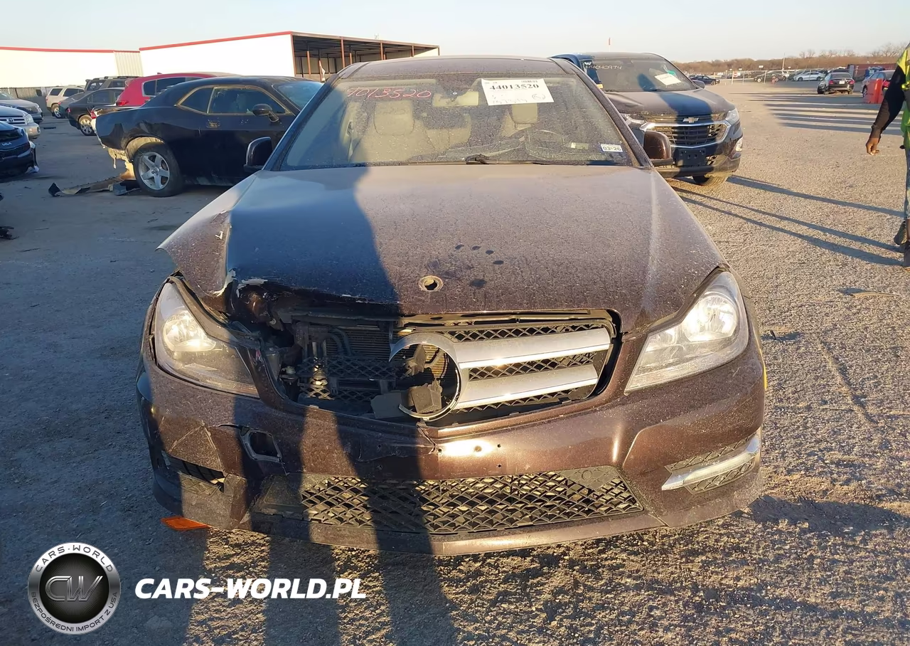 2012 Mercedes-Benz C 250 VIN:WDDGJ4HBXCF879460 - 13