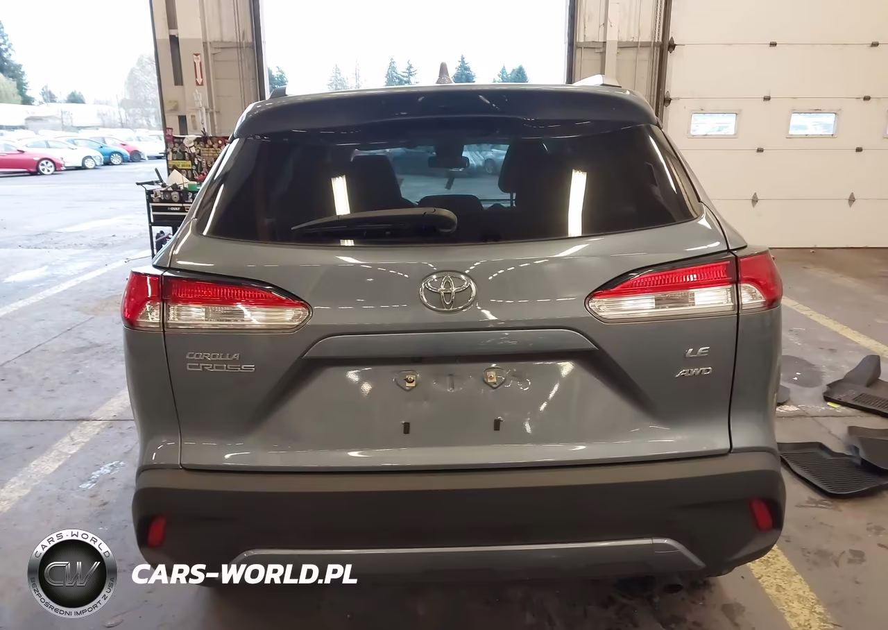 2022 Toyota Corolla Cross Le VIN:7MUCAABGXNV002780 - 16