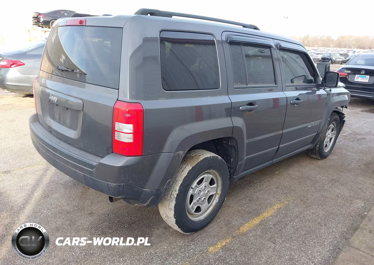 2016 Jeep Patriot Sport VIN:1C4NJPBA6GD575370 - 4