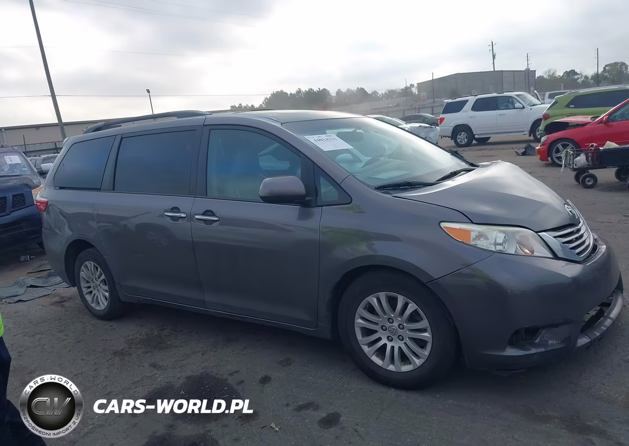 2015 Toyota Sienna Xle 8 Passenger VIN:5TDYK3DC4FS598859 - 13