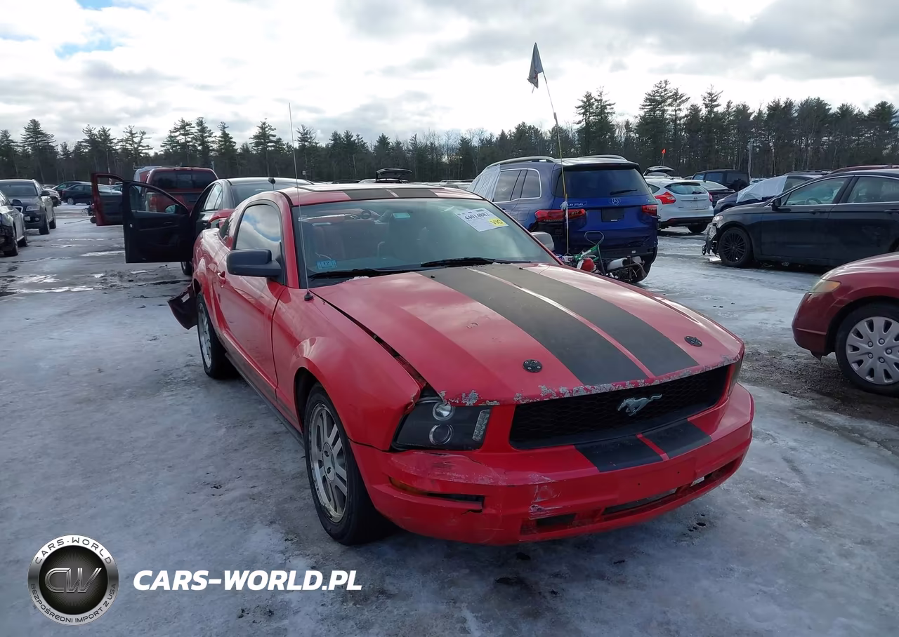 2005 Ford Mustang V6 Deluxe-V6 Premium