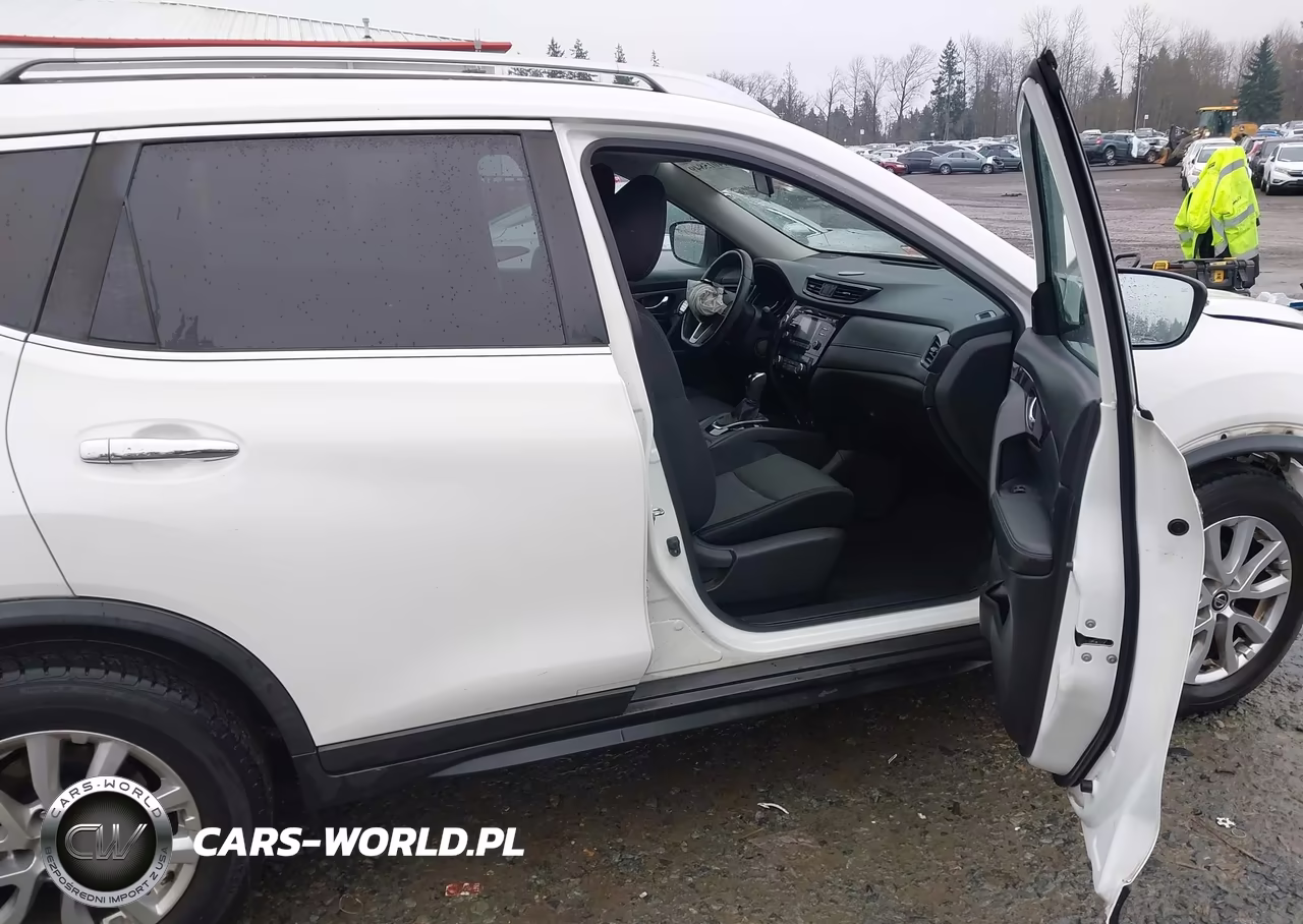 2017 Nissan Rogue Sv VIN:JN8AT2MT2HW151625 - 5