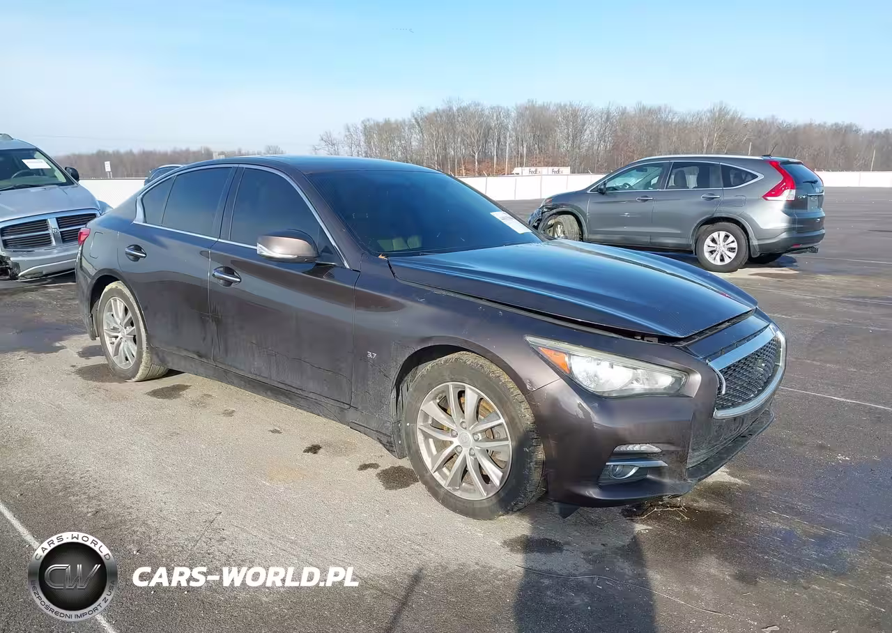2015 Infiniti Q50 Premium