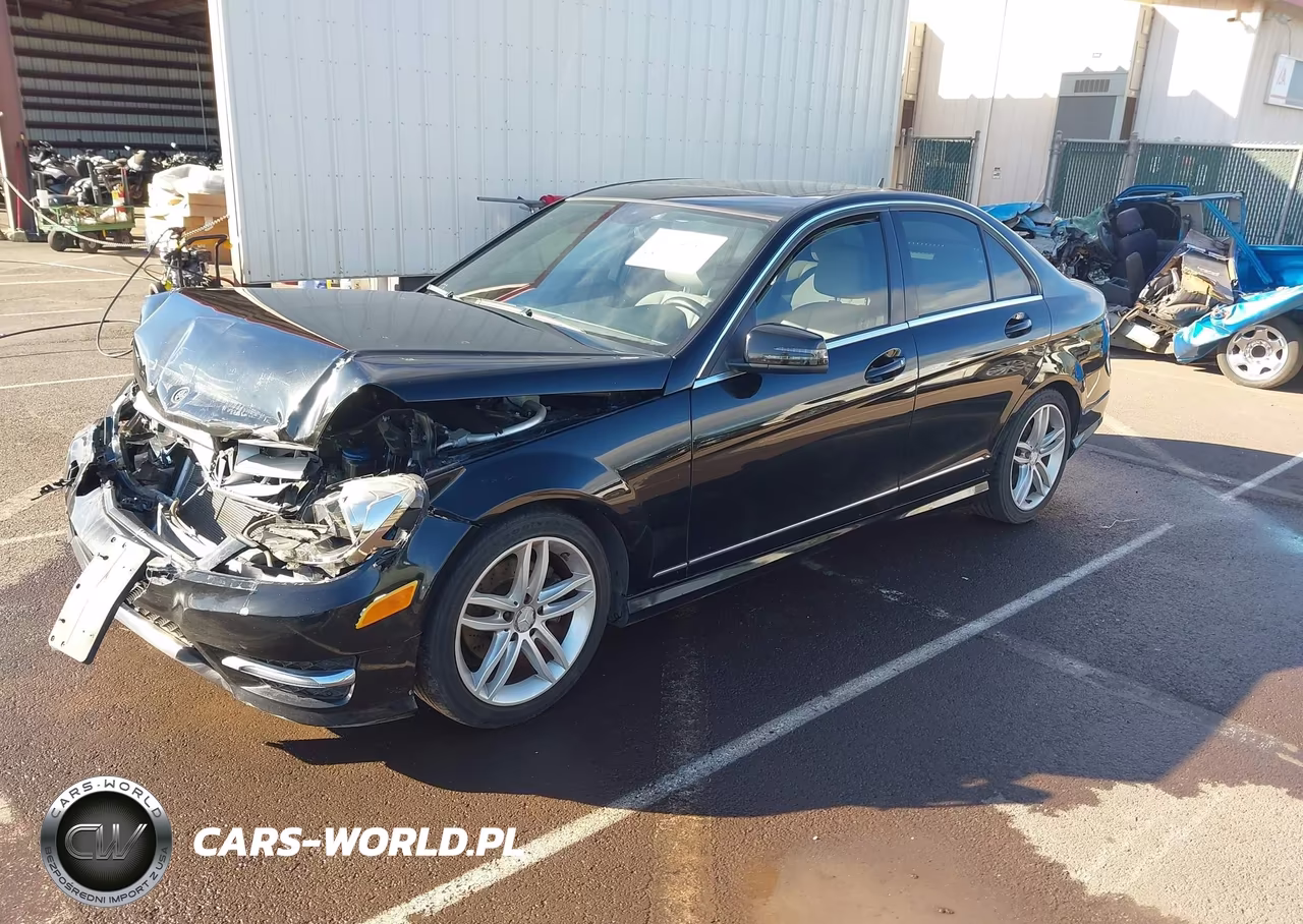 2013 Mercedes-Benz C 250 Sport VIN:WDDGF4HB3DA755143 - 2