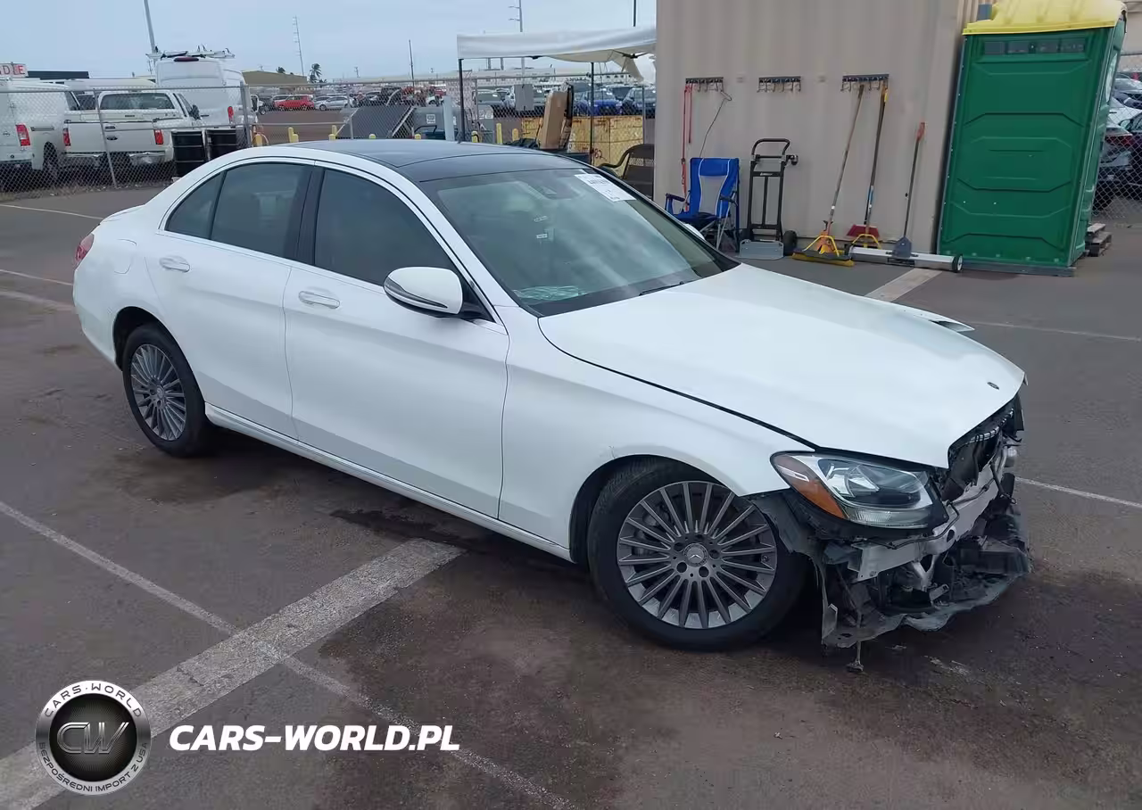 2016 Mercedes-Benz C 300 Luxury 4Matic