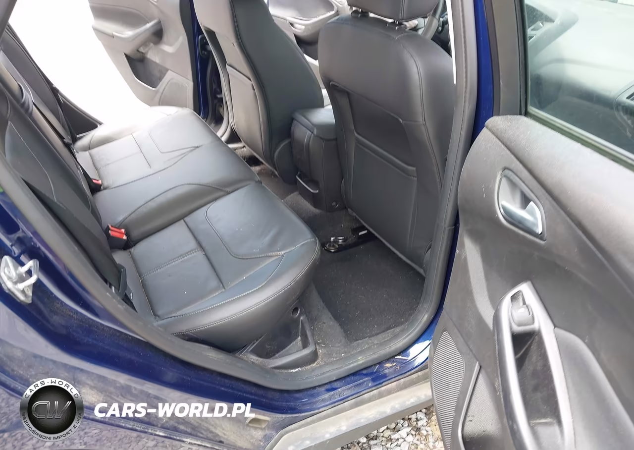 2016 Ford Focus Se VIN:1FADP3F23GL368811 - 8