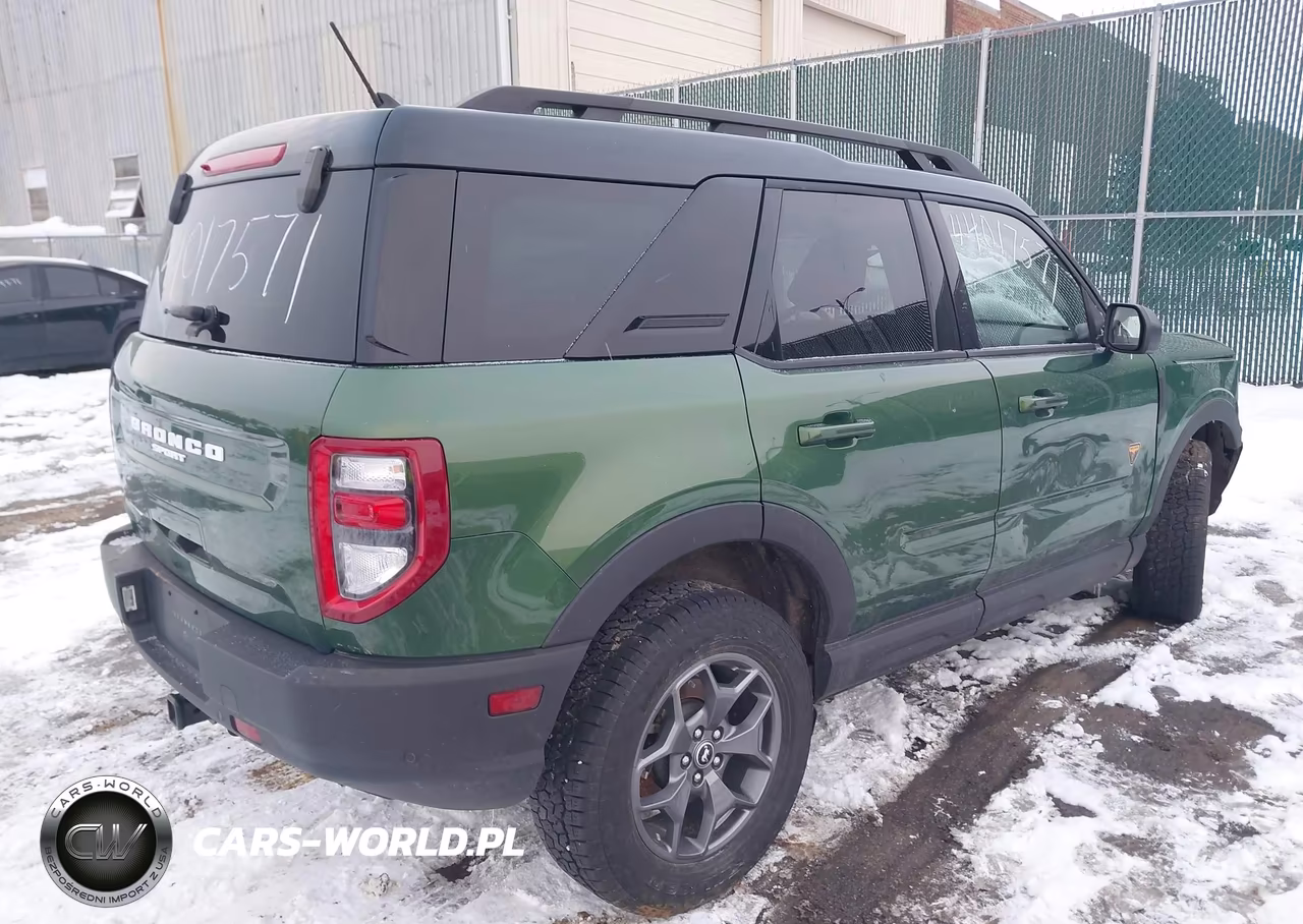 2024 Ford Bronco Sport Badlands VIN:3FMCR9D97RRE99114 - 4
