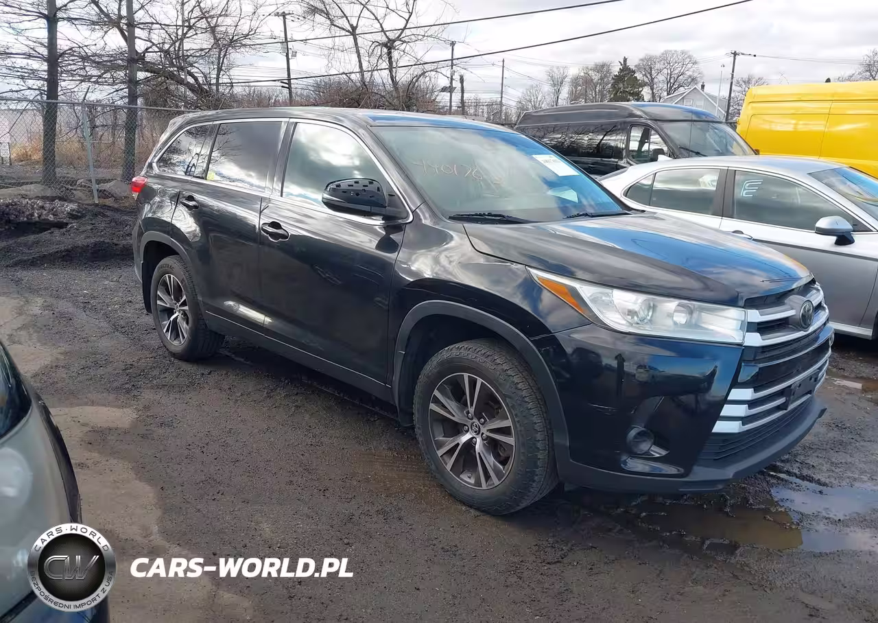 2019 Toyota Highlander Le