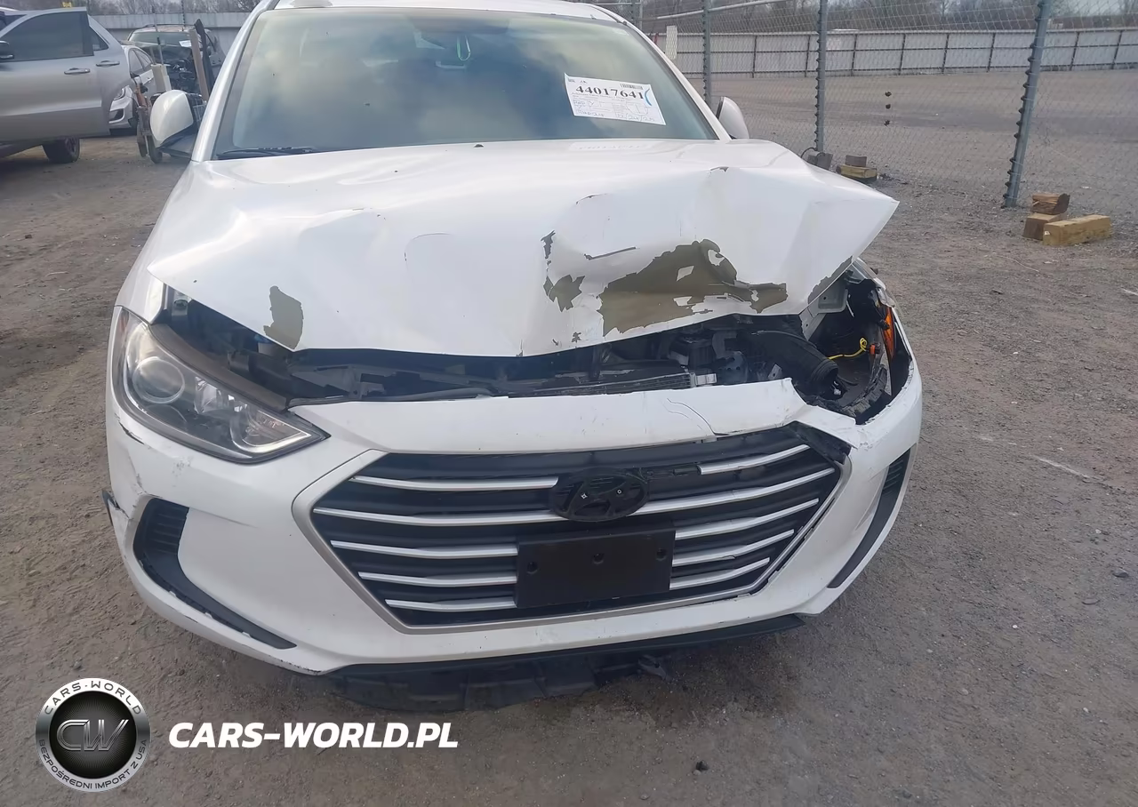 2018 Hyundai Elantra Sel VIN:5NPD84LF0JH339914 - 18