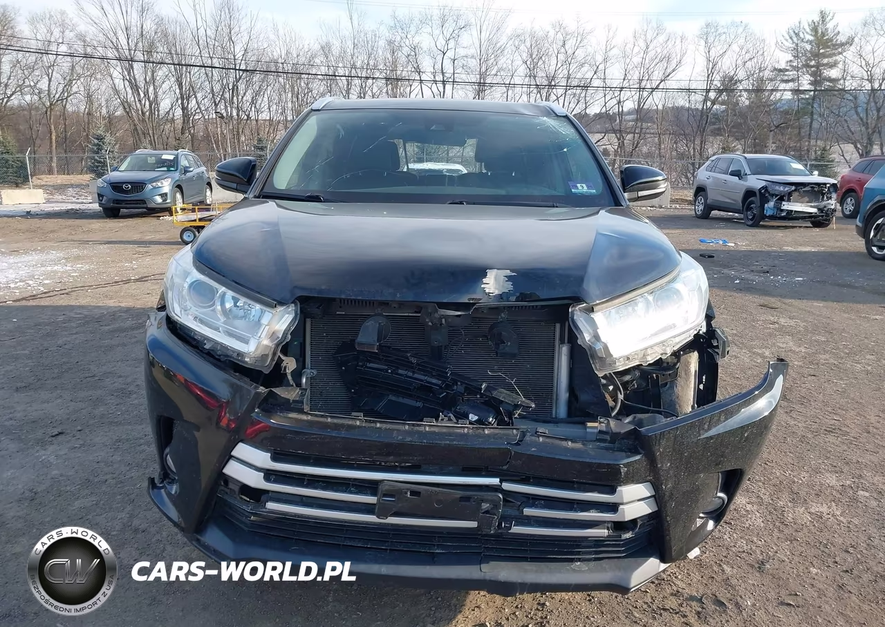 2019 Toyota Highlander Xle VIN:5TDJZRFH1KS589443 - 12