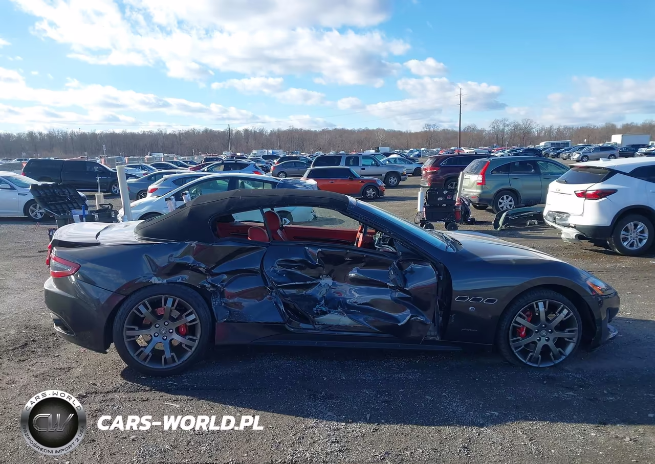 2013 Maserati Granturismo Sport VIN:ZAM45VMA2D0068420 - 13